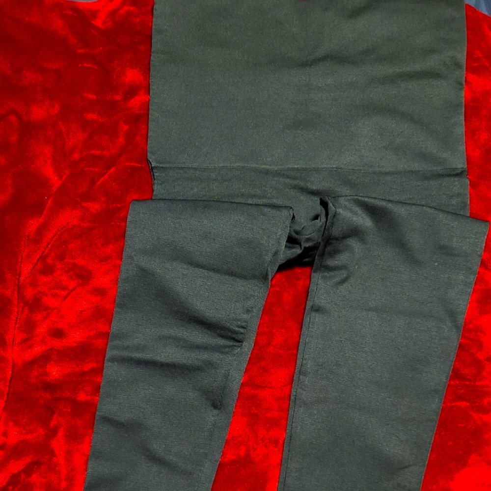 Like new Belly bandid pant